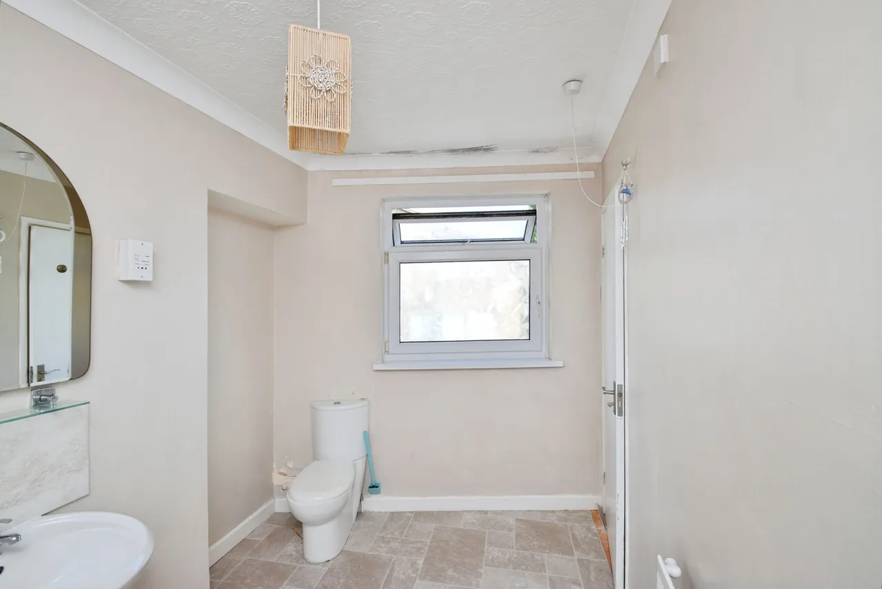 Catherine Street, Swansea, SA1, photo 13