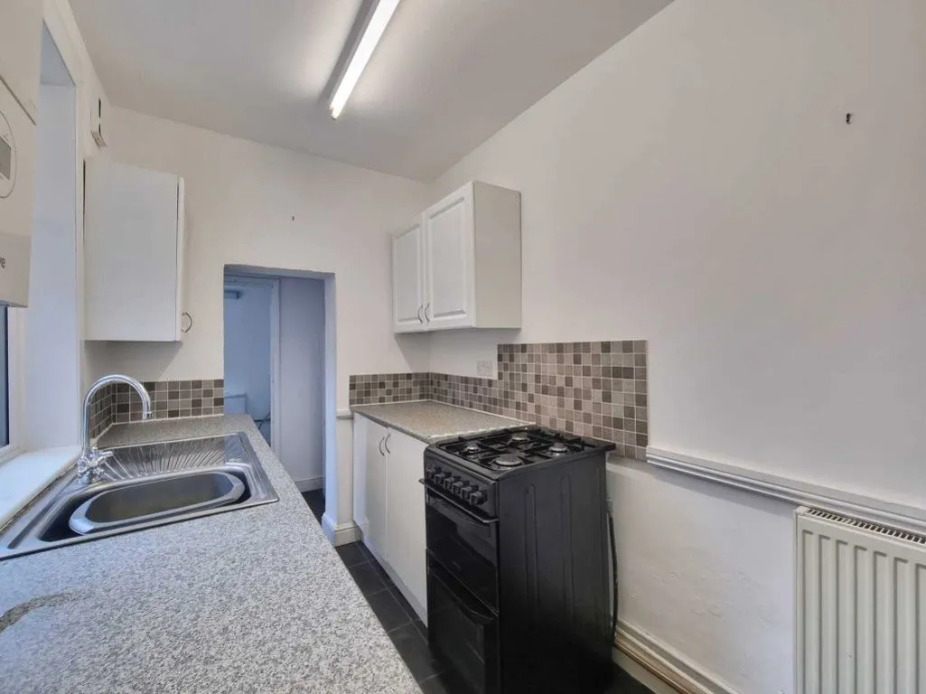 Clarendon Park Road, Leicester, LE2, photo 6