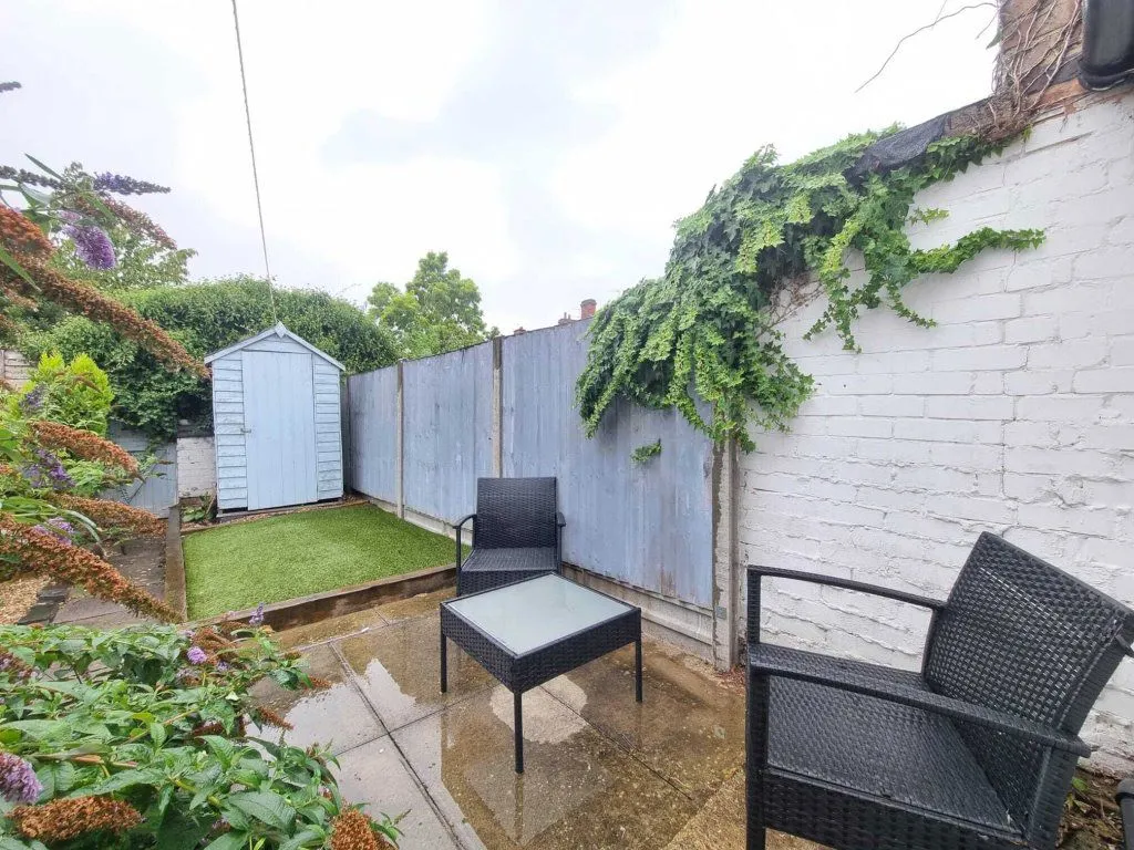 Clarendon Park Road, Leicester, LE2, photo 12