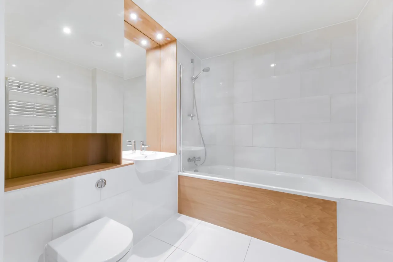 Isambard Court, Brentford, TW8, photo 7