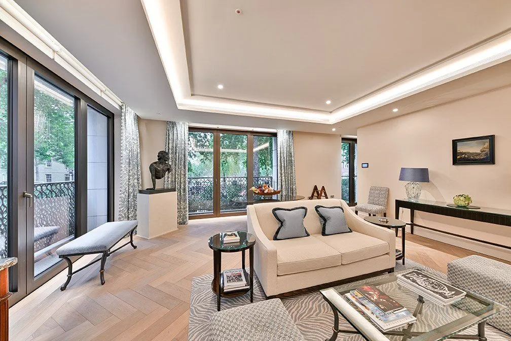 2 bed flat for sale, Whistler Square, Chelsea Barracks, SW1W
