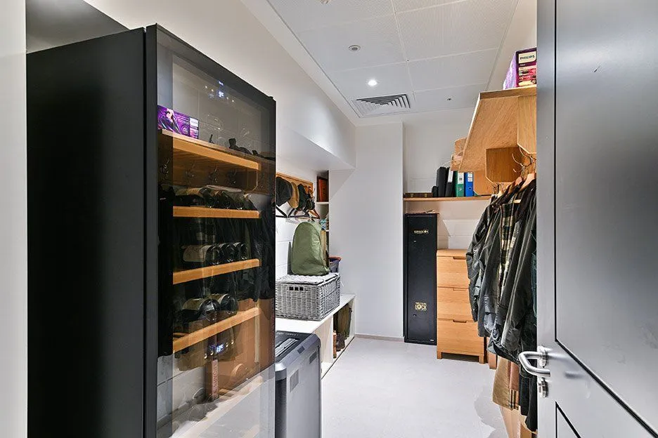 Whistler Square, Chelsea Barracks, SW1W, photo 15