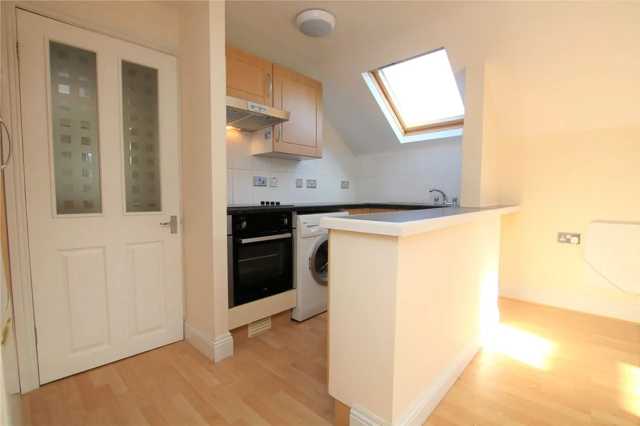 Alexandra Road, Reading, Berkshire, RG1, photo 6