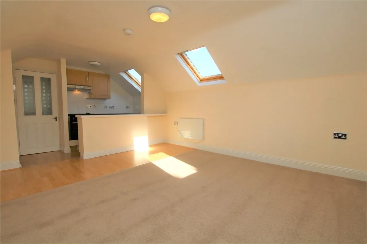 Alexandra Road, Reading, Berkshire, RG1, photo 7