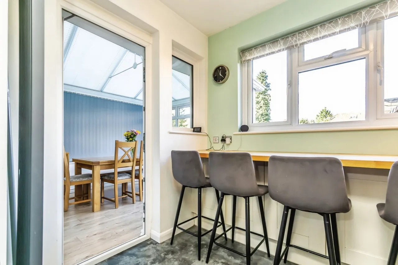 Markfield Road, Caterham, Surrey, CR3, photo 13