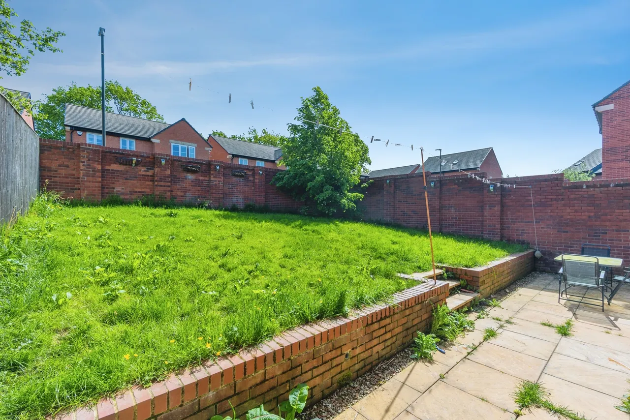 Hawthorn Drive, Glossop, SK13, photo 15