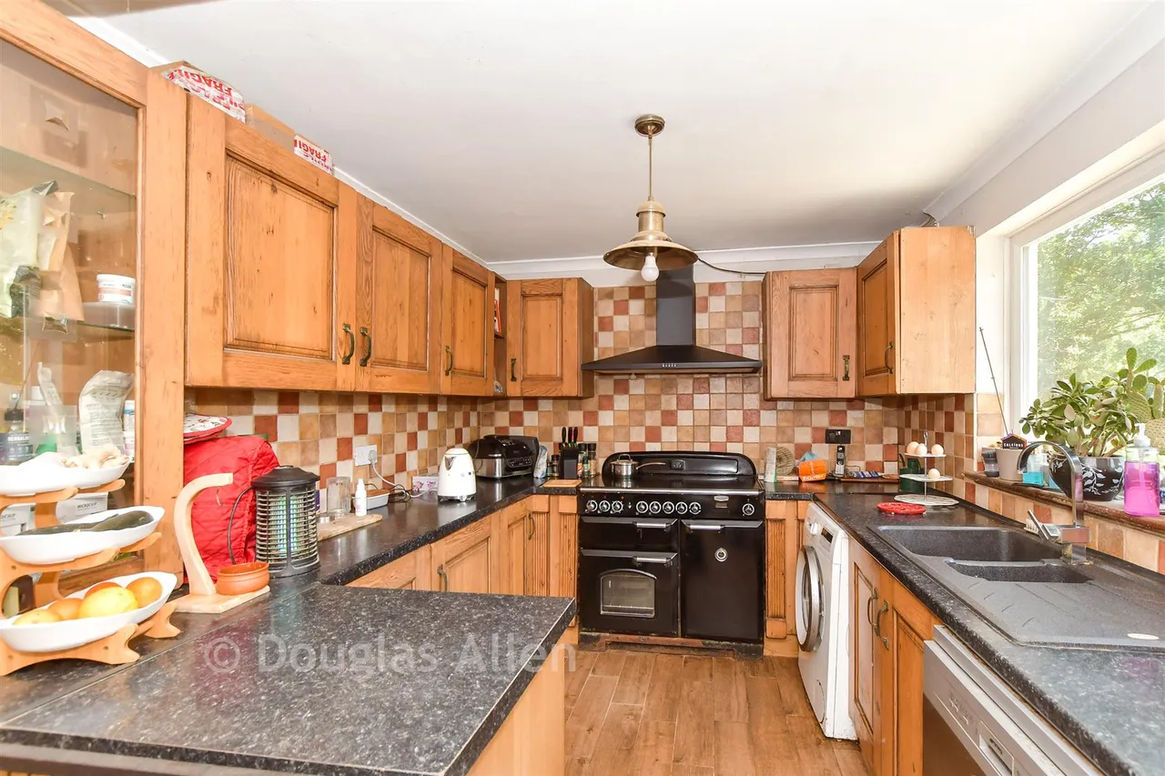 Castledon Road, Downham, CM11, photo 4