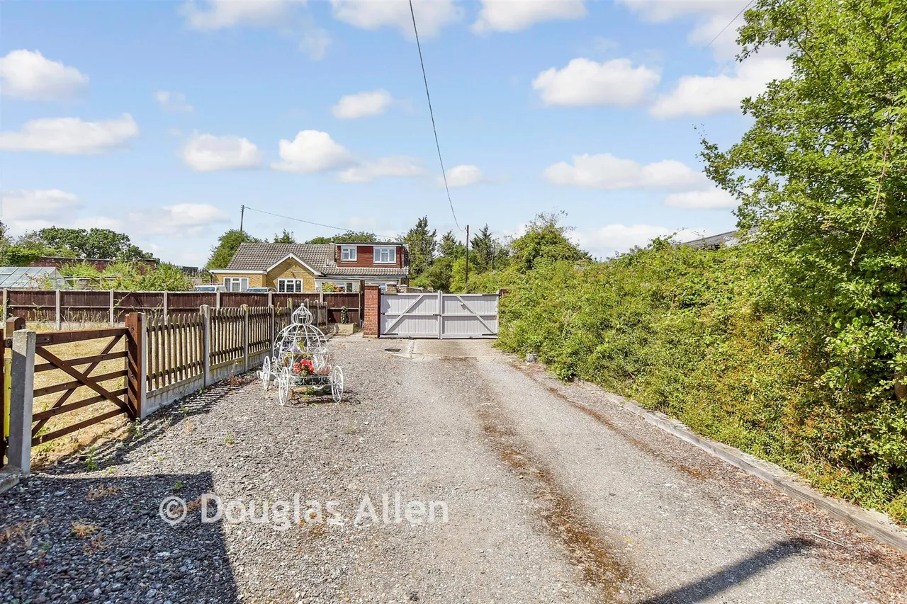 Castledon Road, Downham, CM11, photo 5