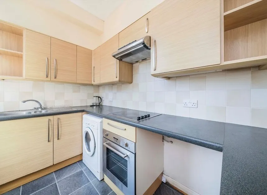 Surbiton Road, Kingston Upon Thames, KT1, photo 3
