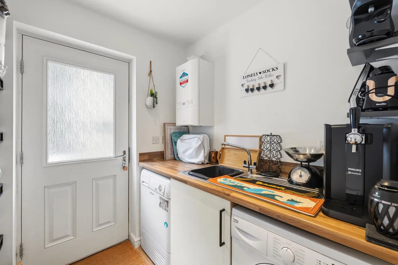 Beauchamp Walk, Gorseinon, SA4, photo 12
