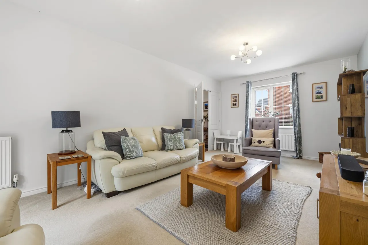 Beauchamp Walk, Gorseinon, SA4, photo 6