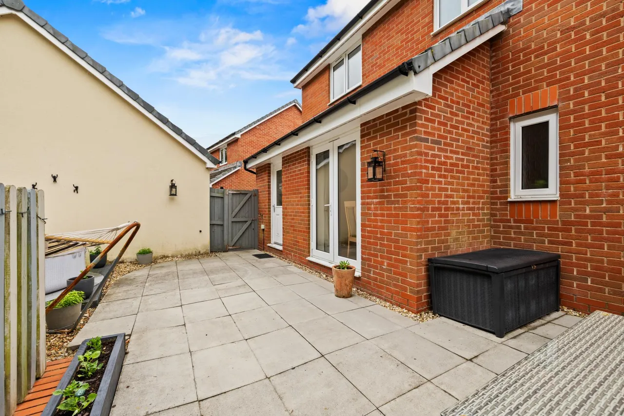 Beauchamp Walk, Gorseinon, SA4, photo 28