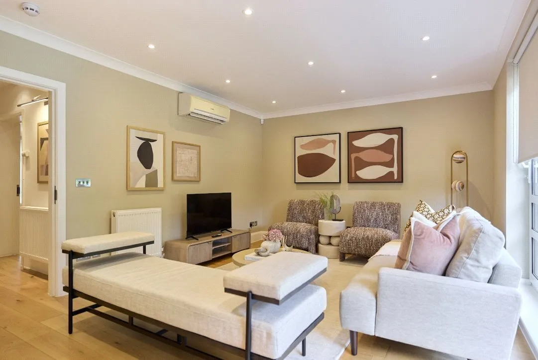 Queensmead, St. Johns Wood Park, NW8, photo 3