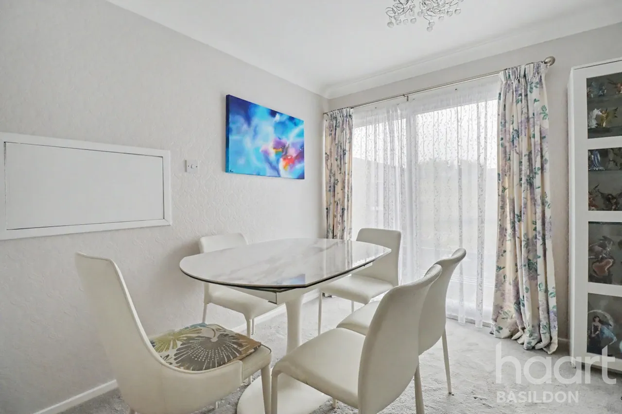 Great Knightleys, Basildon, SS15, photo 7