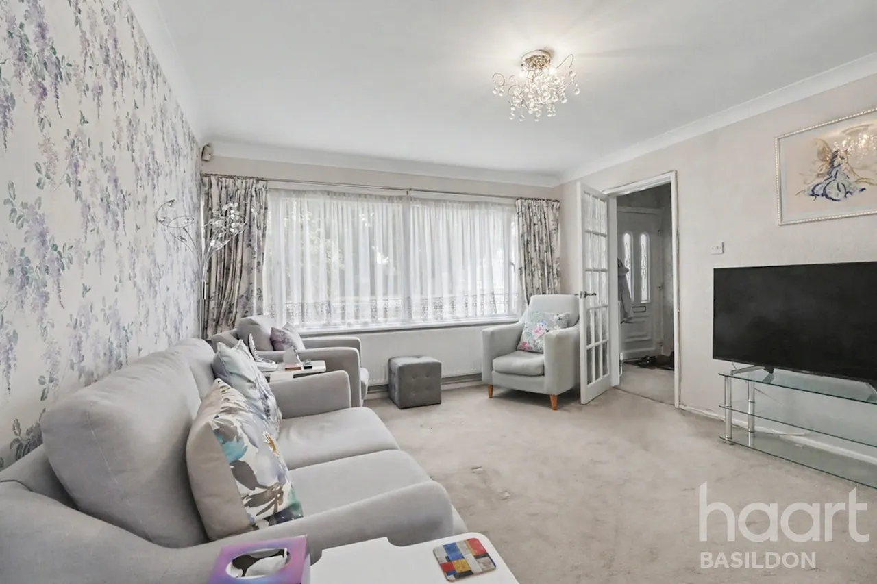 Great Knightleys, Basildon, SS15, photo 6