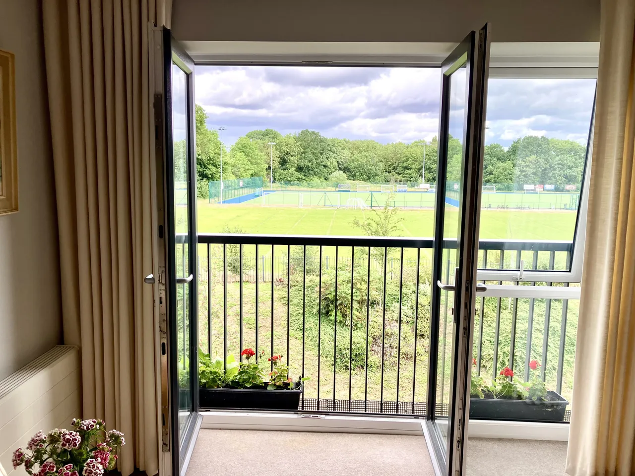 Old Schools Lane, Epsom, KT17, photo 8
