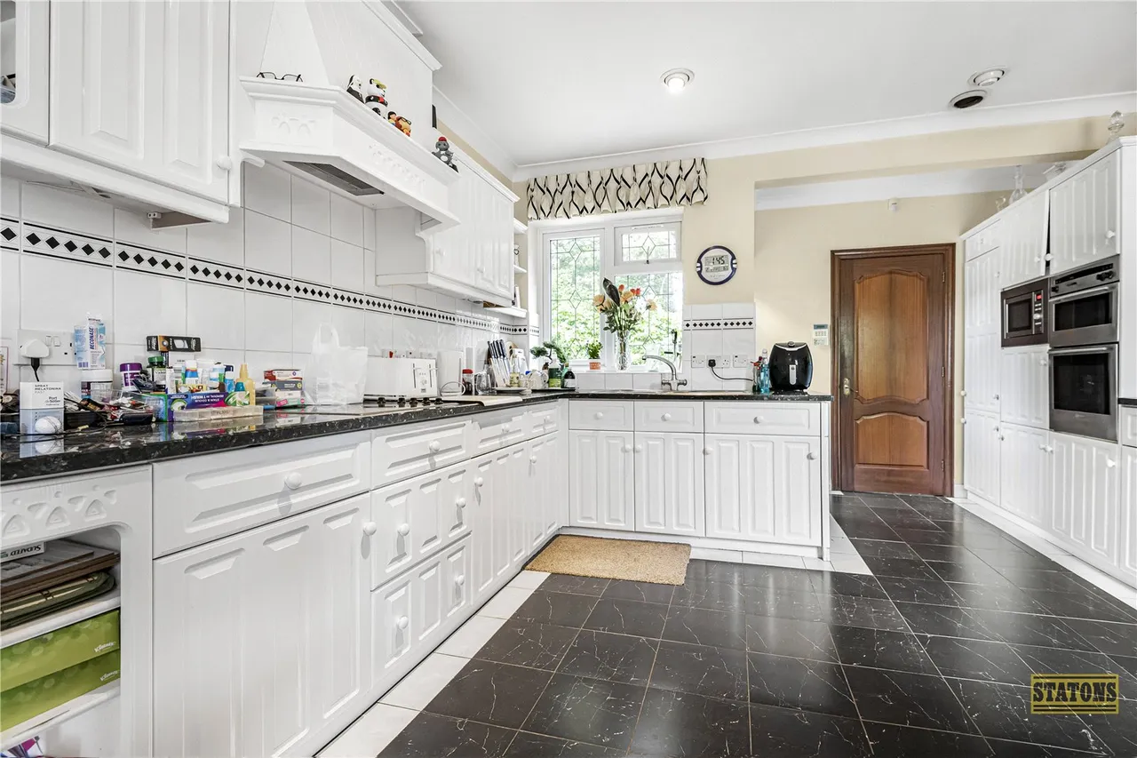 Musgrave Close, Hadley Wood, EN4 0LX, photo 12