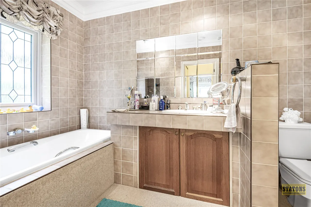 Musgrave Close, Hadley Wood, EN4 0LX, photo 14