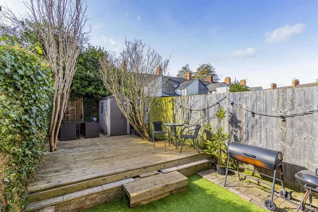 Monmouth Street, Cardiff, CF11, photo 9