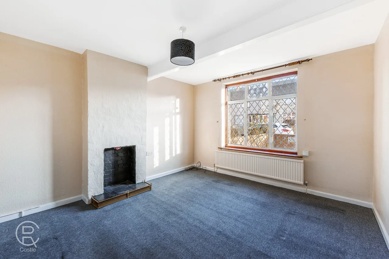 Laurie Road, London, W7 1BL, photo 2