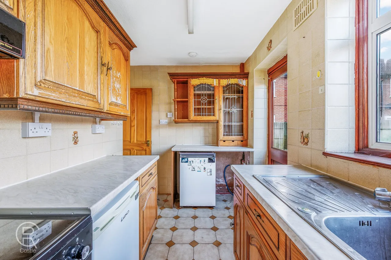 Laurie Road, London, W7 1BL, photo 3