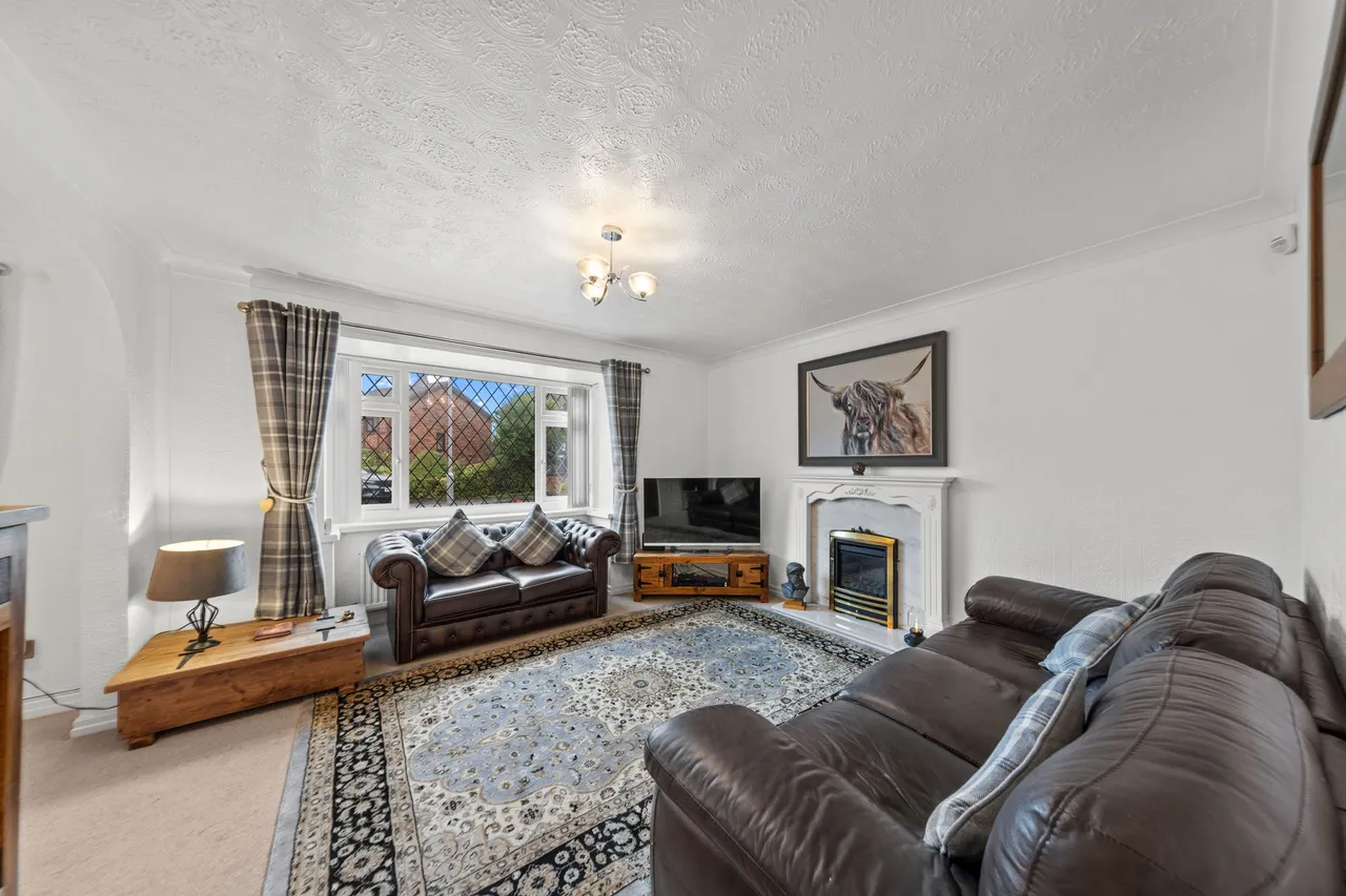 Inglewood Close, Birchwood, Warrington, Warrington, WA3 6UJ, photo 4