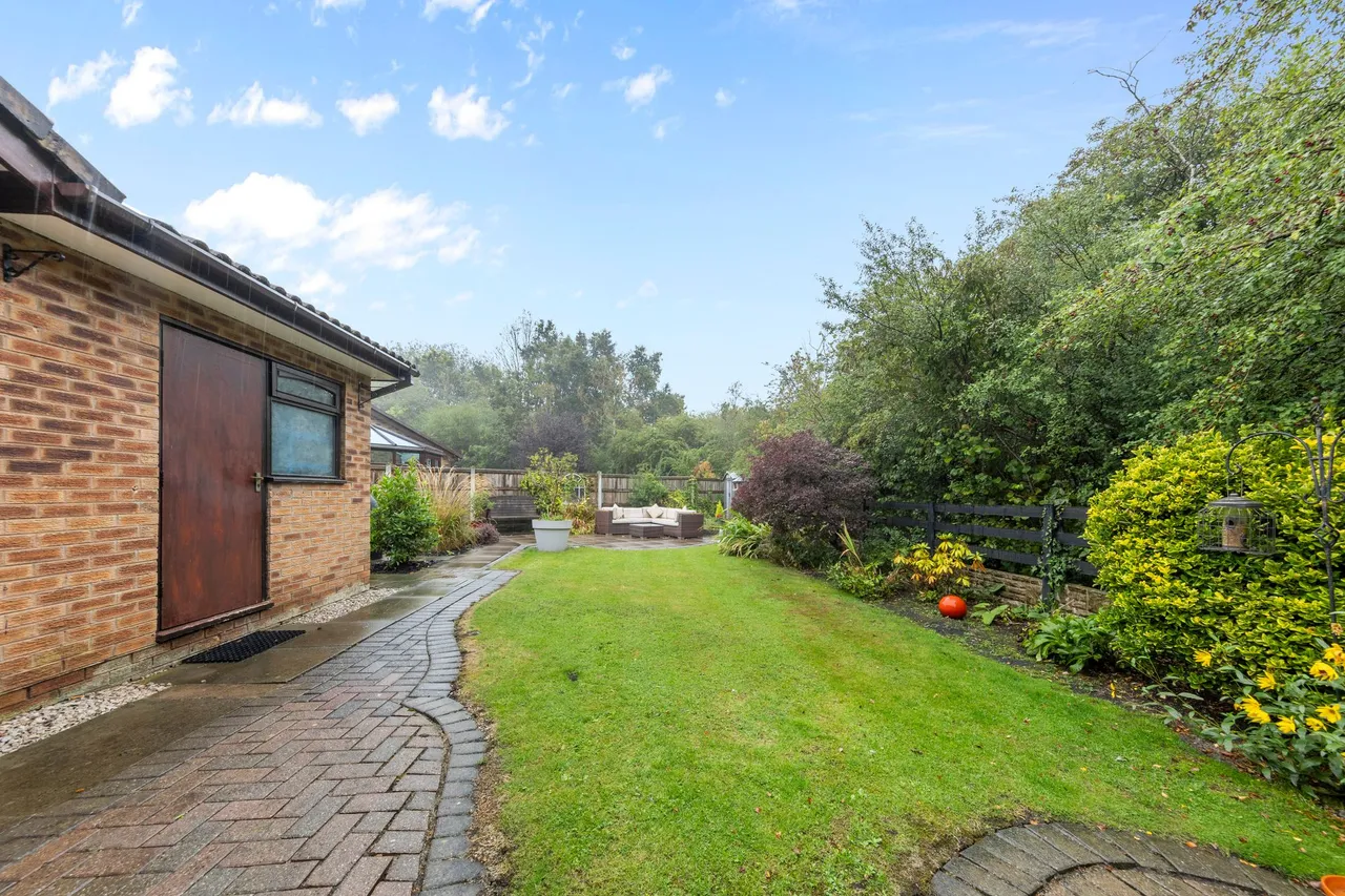 Inglewood Close, Birchwood, Warrington, Warrington, WA3 6UJ, photo 32