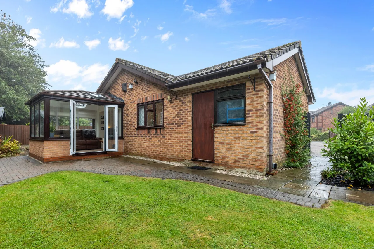 Inglewood Close, Birchwood, Warrington, Warrington, WA3 6UJ, photo 33