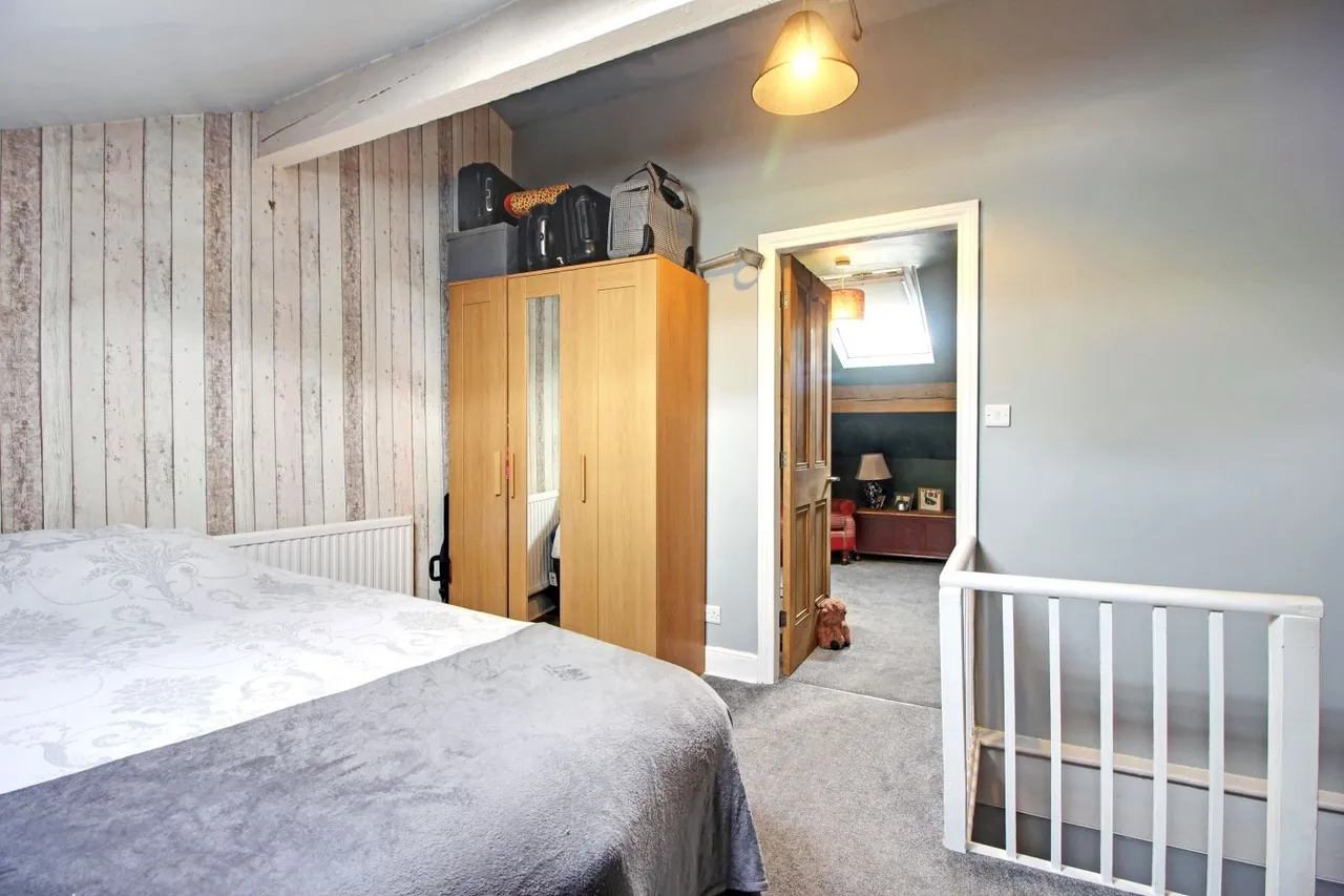 Calder Terrace, Mytholmroyd, HX7, photo 14