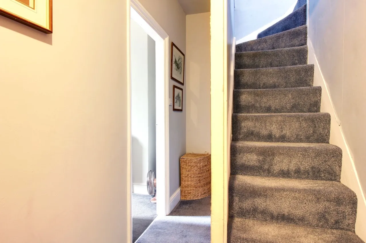 Calder Terrace, Mytholmroyd, HX7, photo 12
