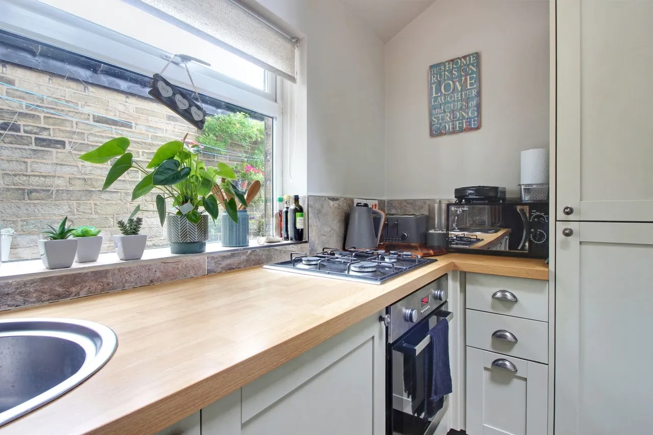 Calder Terrace, Mytholmroyd, HX7, photo 4