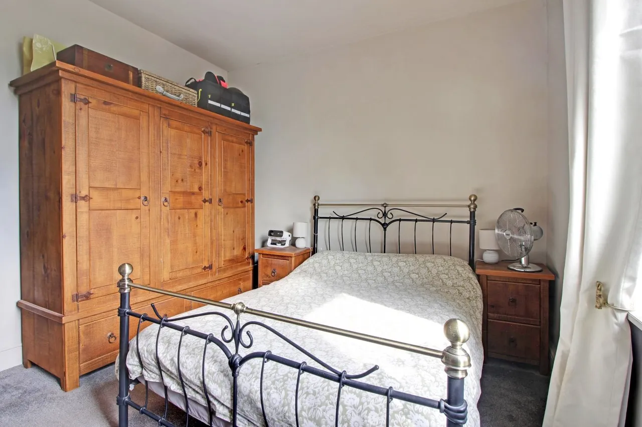 Calder Terrace, Mytholmroyd, HX7, photo 9