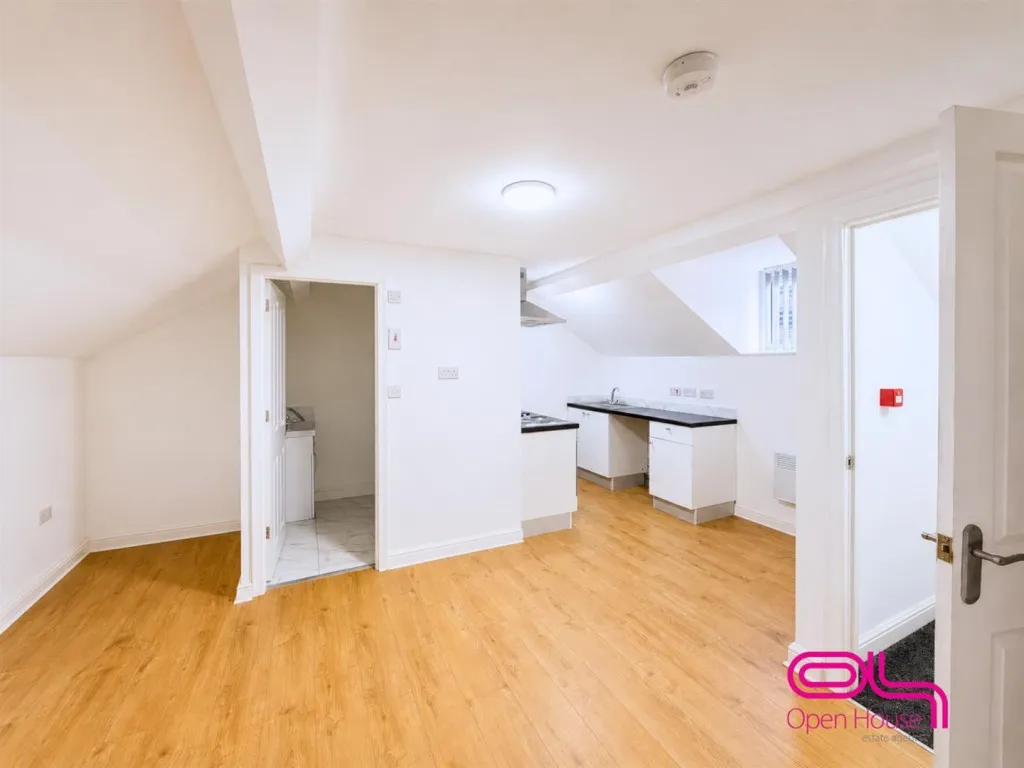 1 bed flat to rent, St. Georges Road, Bolton, BL1