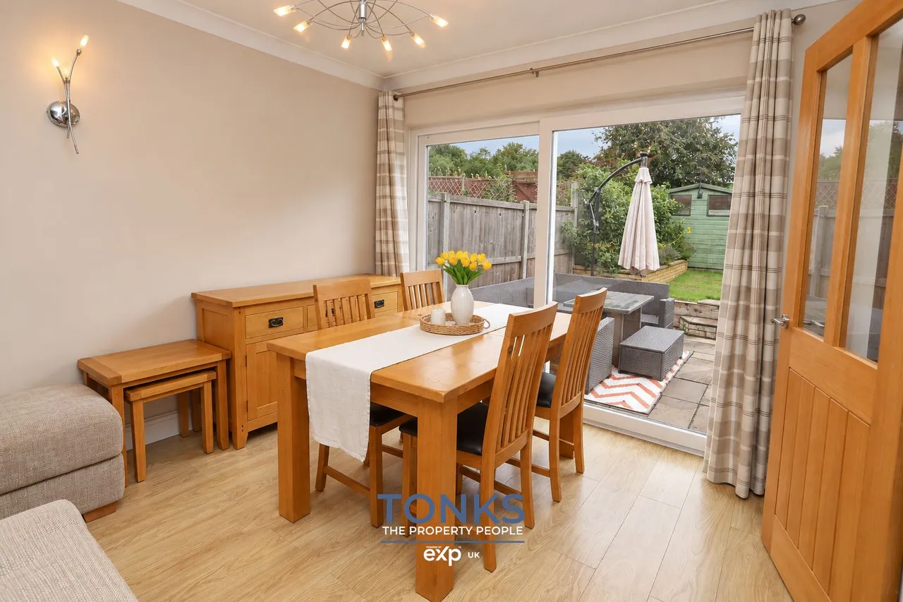 Walker Drive, Kidderminster, DY10 2YW, photo 6