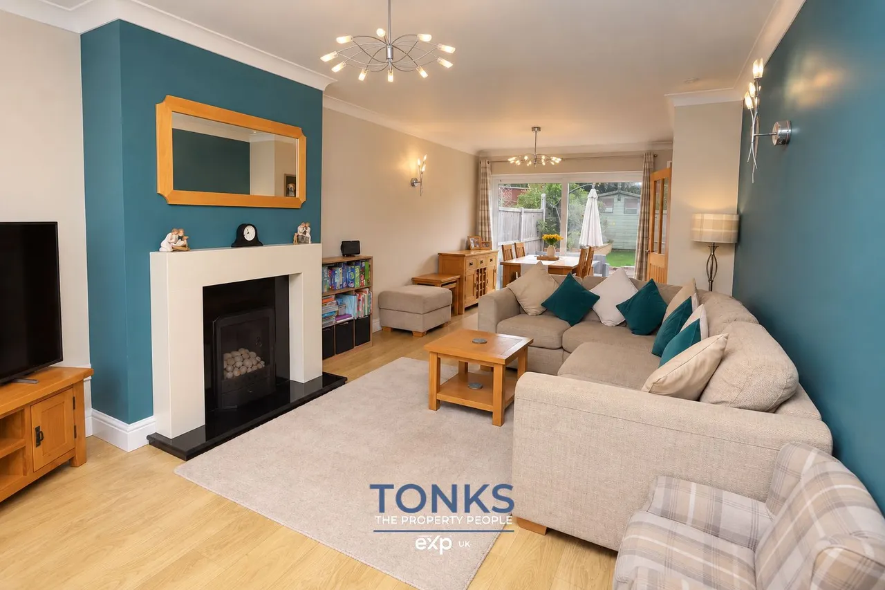 Walker Drive, Kidderminster, DY10 2YW, photo 3