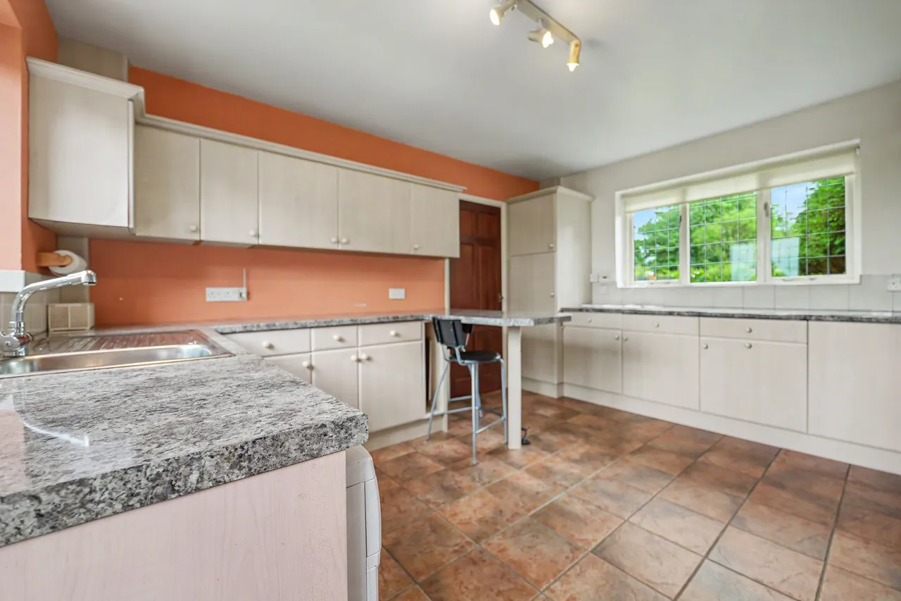 Manor Farm Close, Tugby, LE7, photo 11