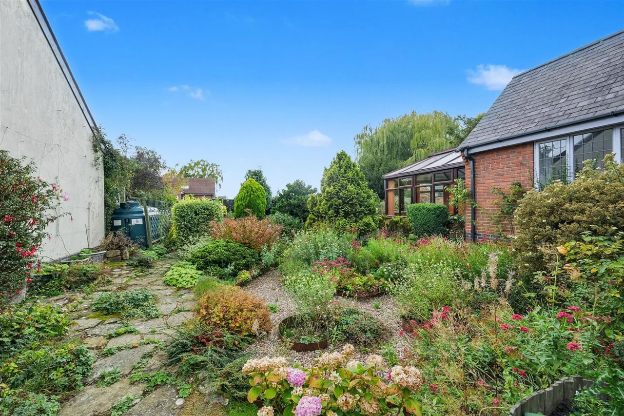Manor Farm Close, Tugby, LE7, photo 31