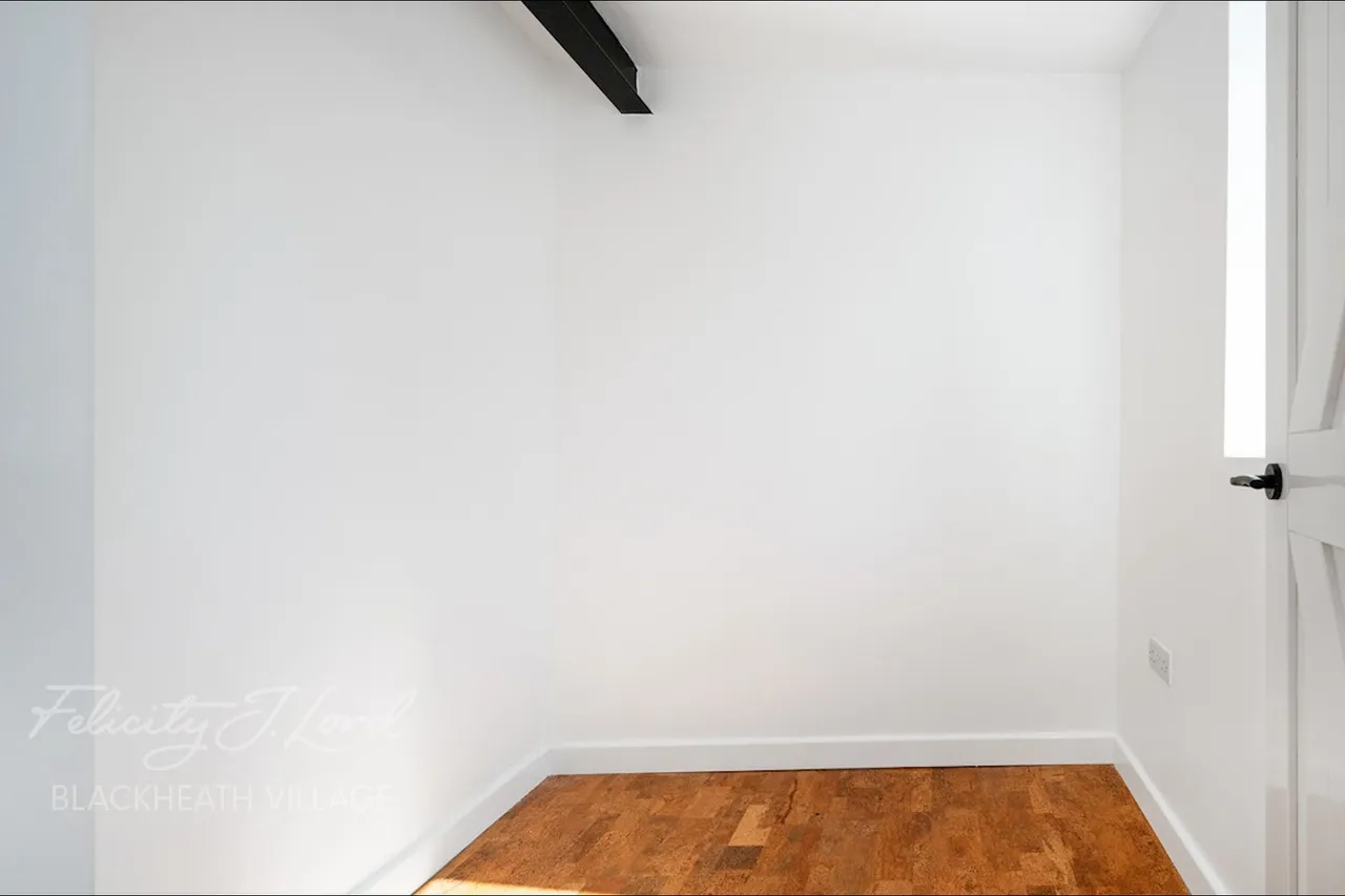 Lee High Road, London, SE12, photo 23
