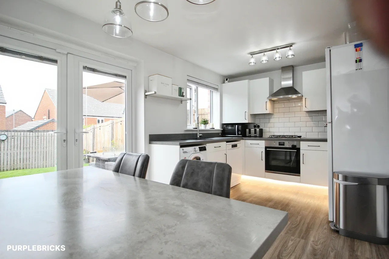 Limestone Road, Wakefield, WF1, photo 4