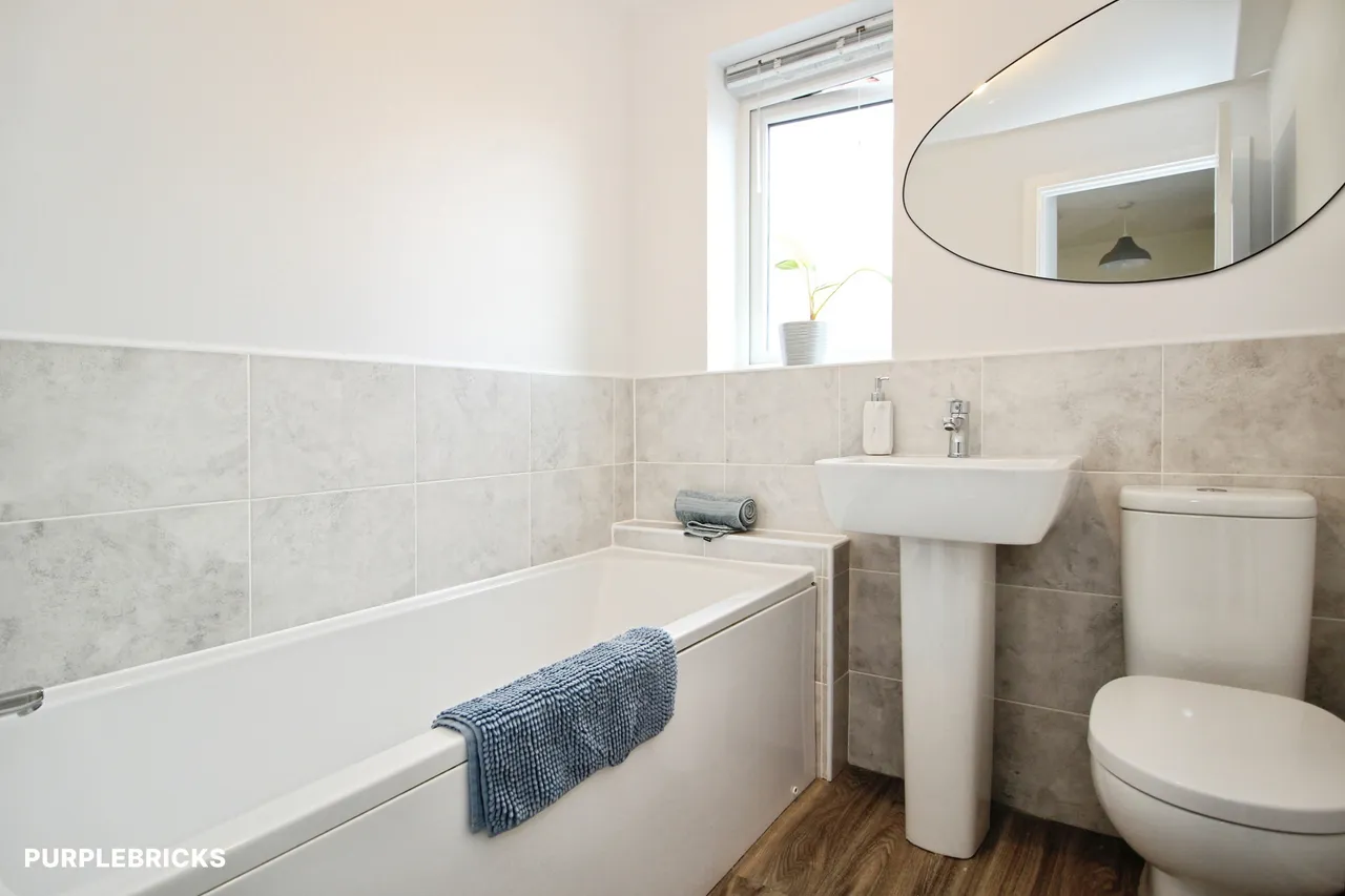 Limestone Road, Wakefield, WF1, photo 13