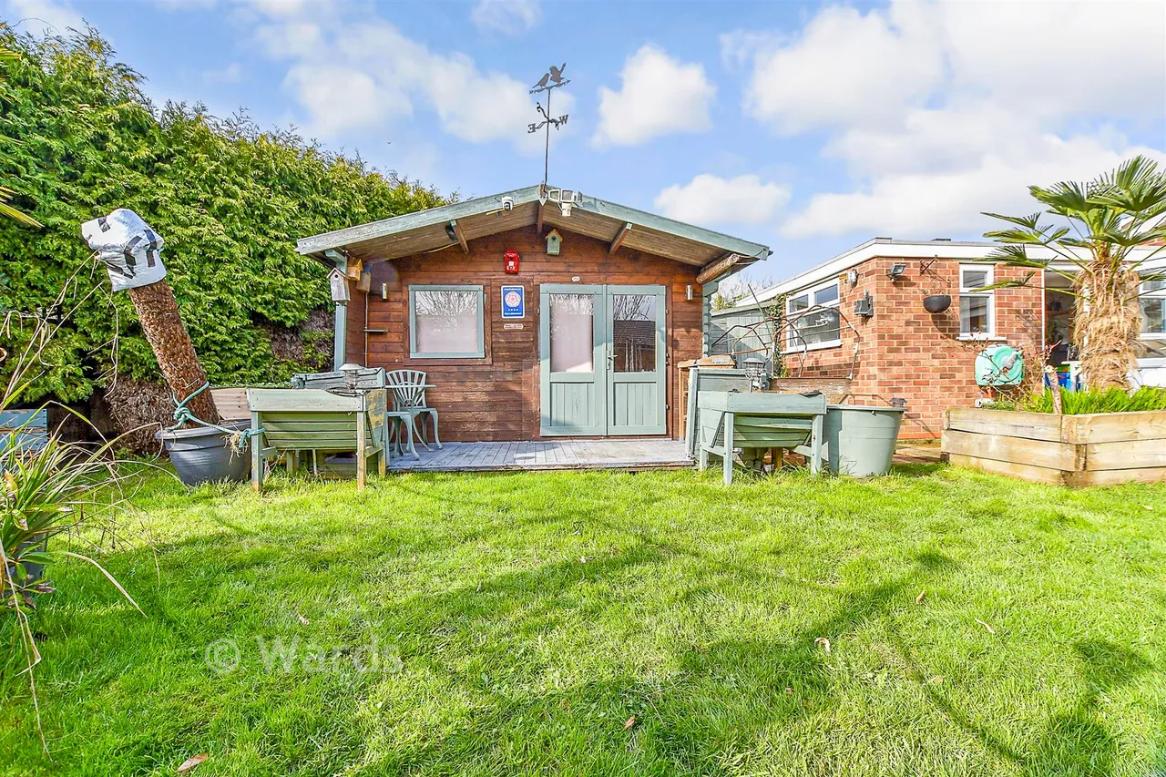 Orchard Glade, Headcorn, TN27, photo 11