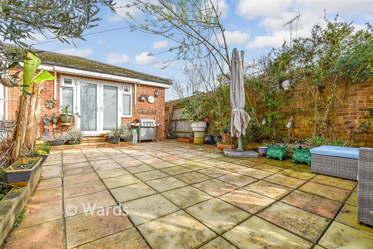 Orchard Glade, Headcorn, TN27, photo 5