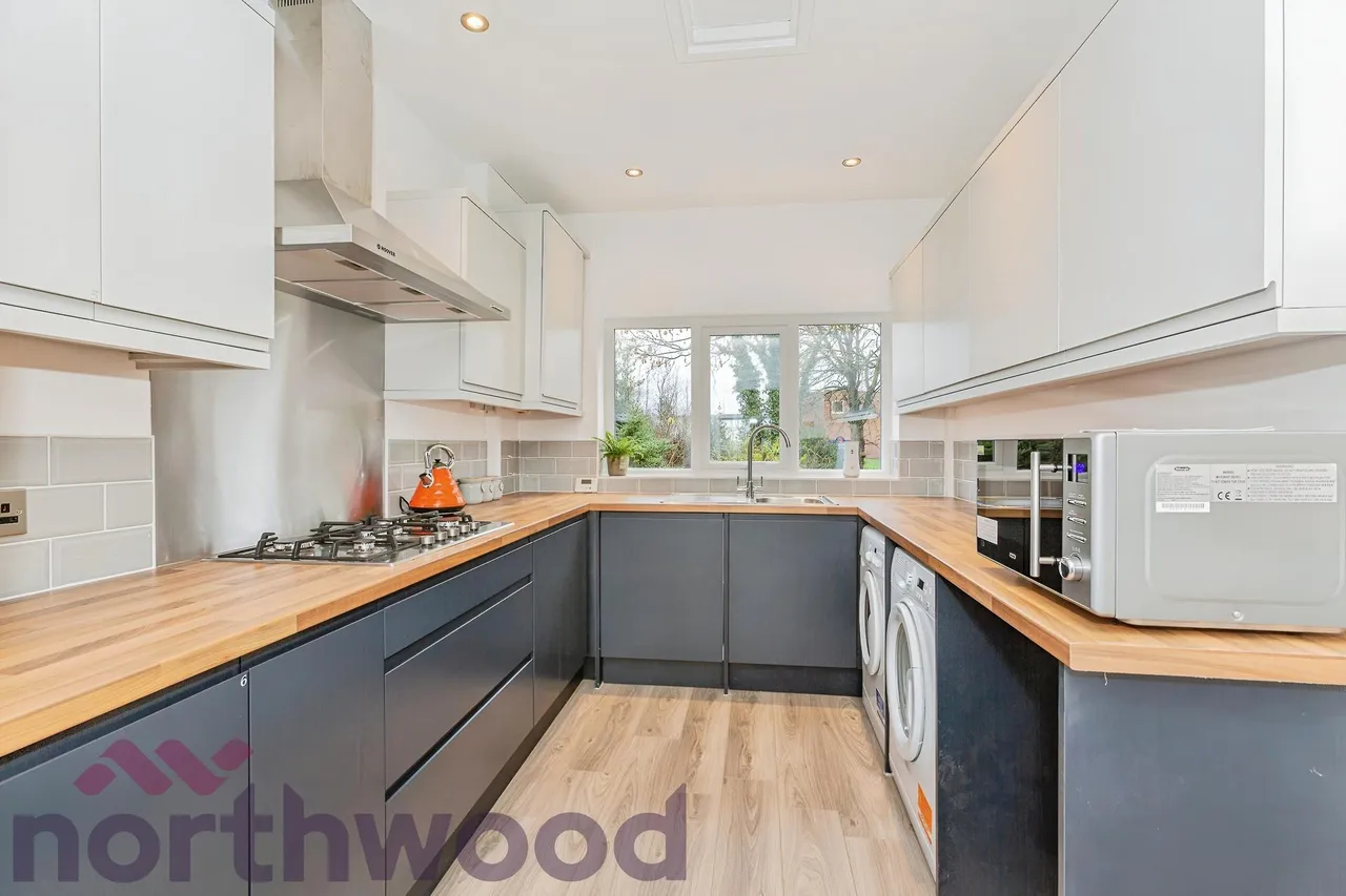 Highfield Avenue, Great Sankey, WA5, photo 5