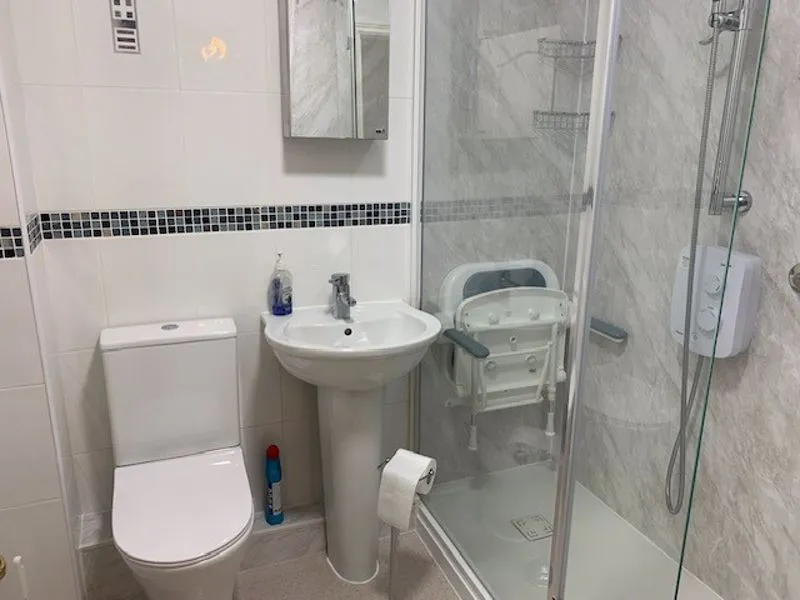 Sycamore Close, Bourne End SL8 5UT, photo 6