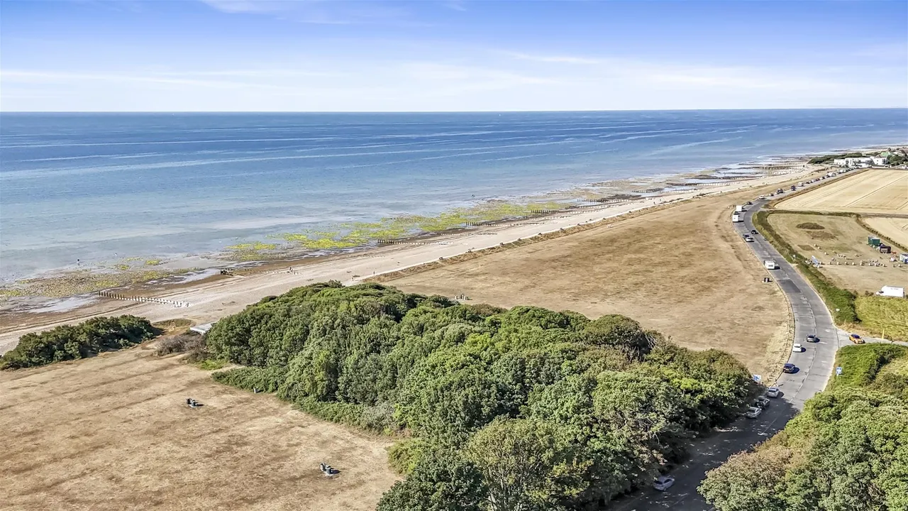 Marine Drive, Goring-By-Sea, Worthing, photo 15