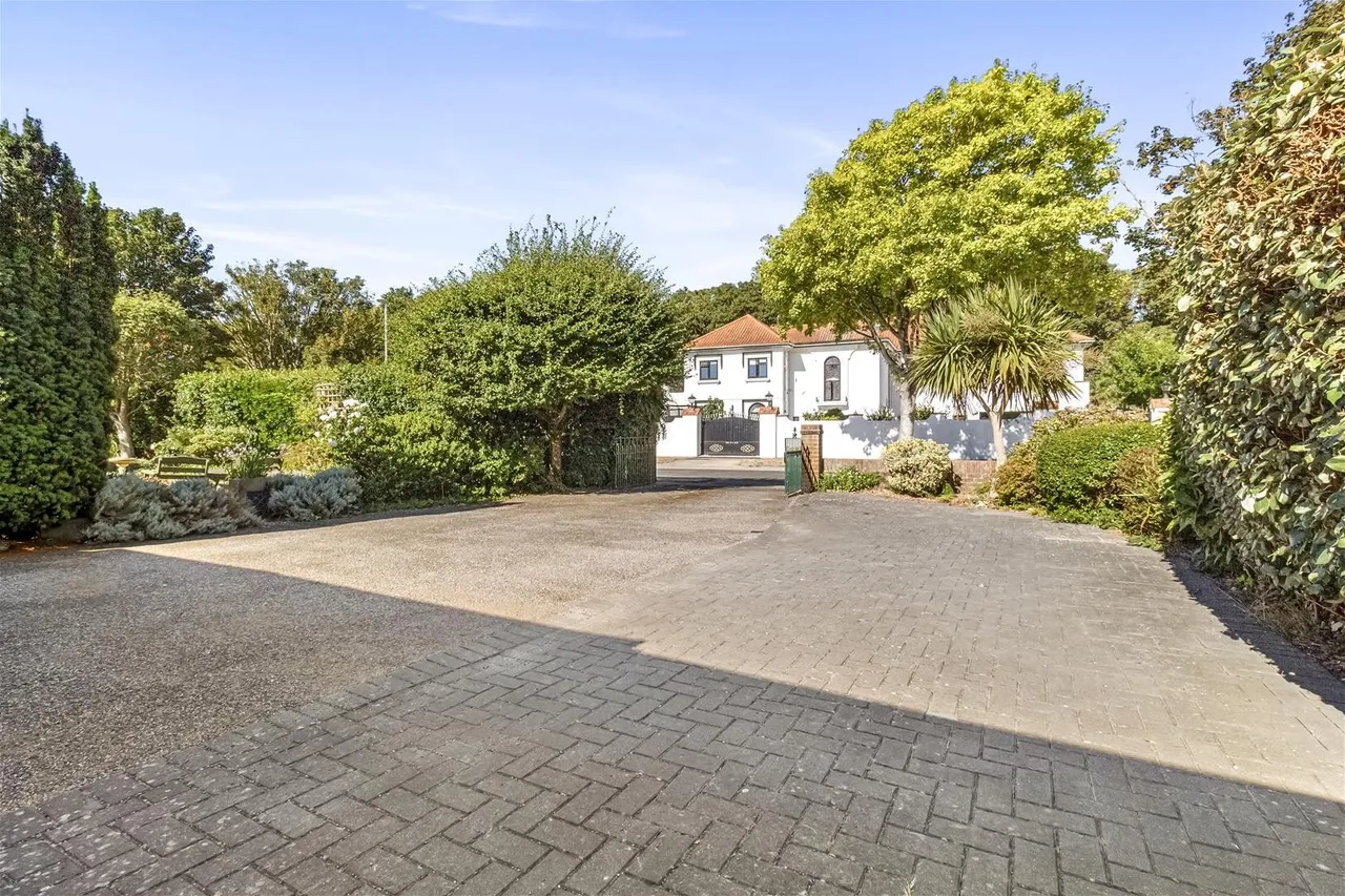 Marine Drive, Goring-By-Sea, Worthing, photo 16