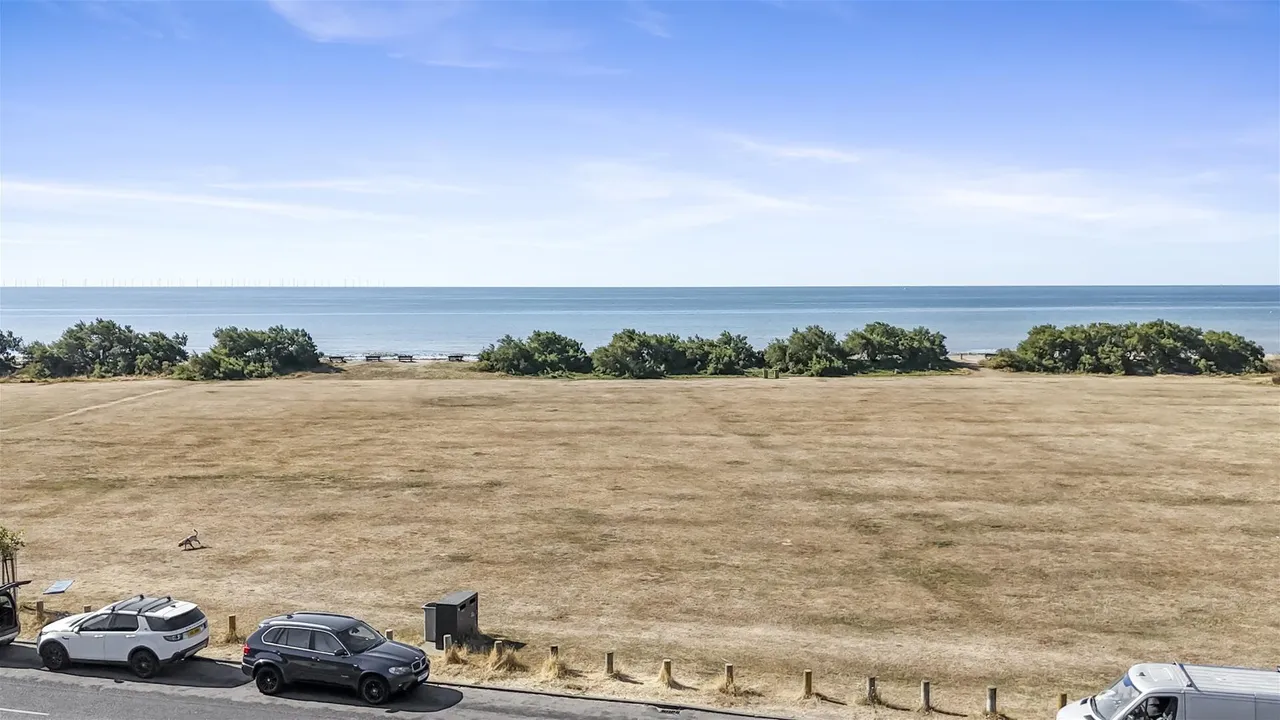 Marine Drive, Goring-By-Sea, Worthing, photo 29