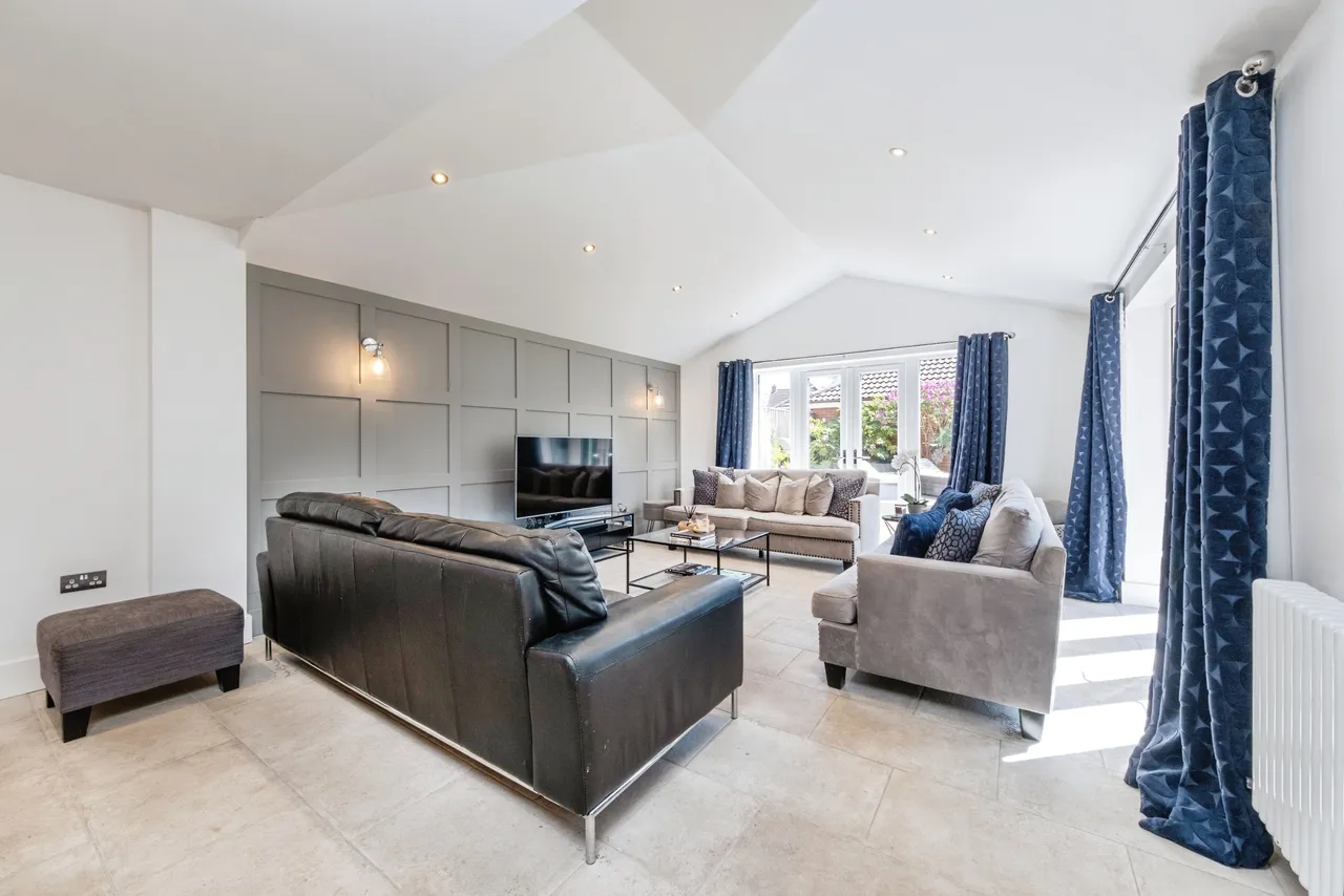 Garwood Crescent, Grange Farm, Milton Keynes, photo 5