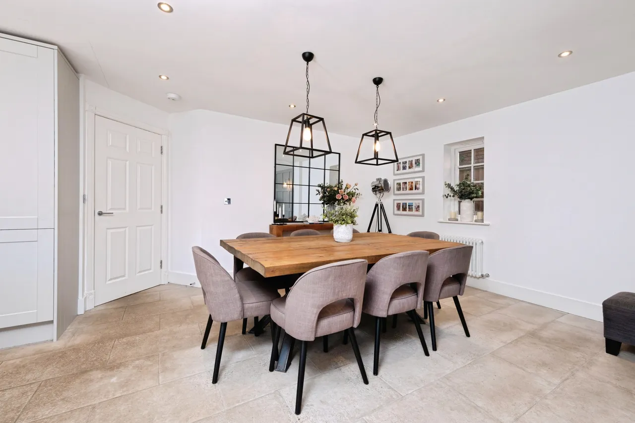 Garwood Crescent, Grange Farm, Milton Keynes, photo 7