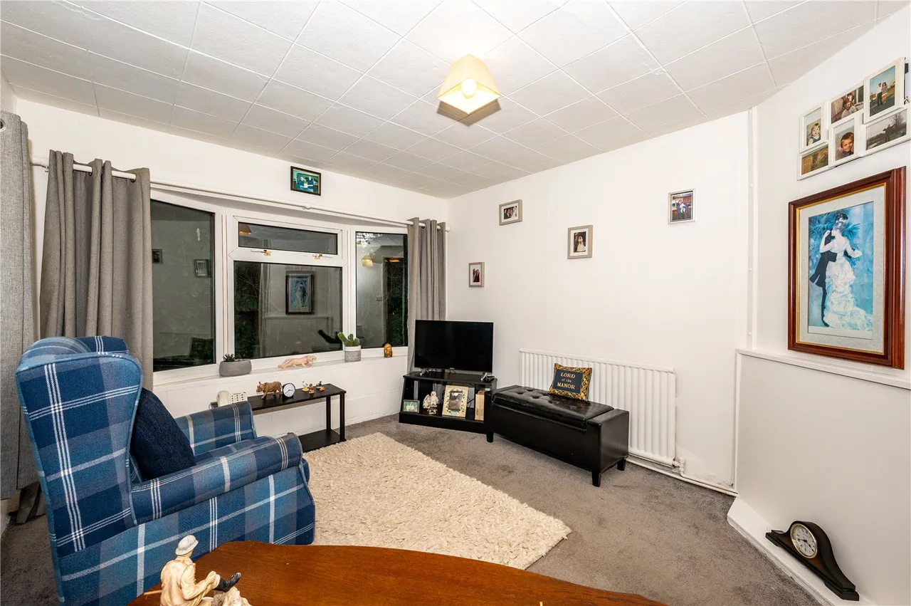 The Glen, Linthurst Newtown, Blackwell, Bromsgrove, B60 1BX, photo 4